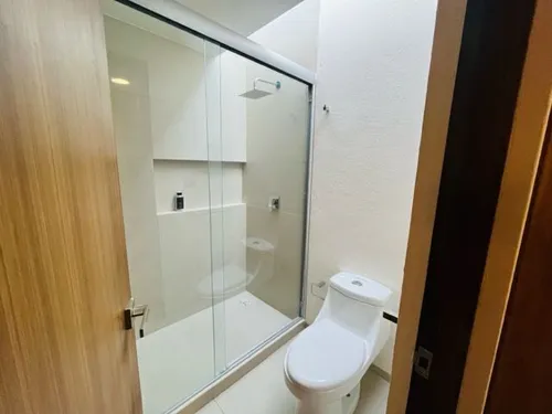 Estrena Casa En Zakia, 3er Recamara En Pb, 3.5 Baños, Jardín, Alberca, Lujo!