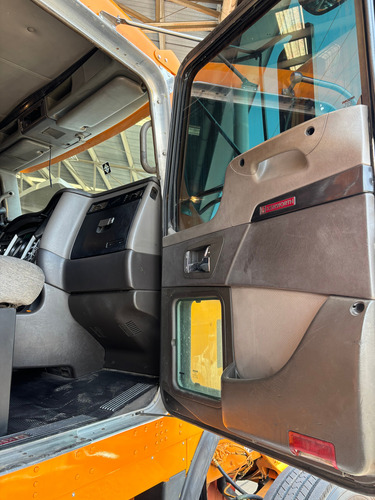 Kenworth T800 Año 2013 Con 2 Meses De Garantia