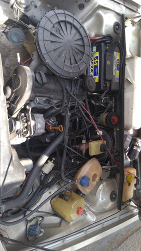 Volkswagen Santana Quantum Motor Ap 1.8 Álcool
