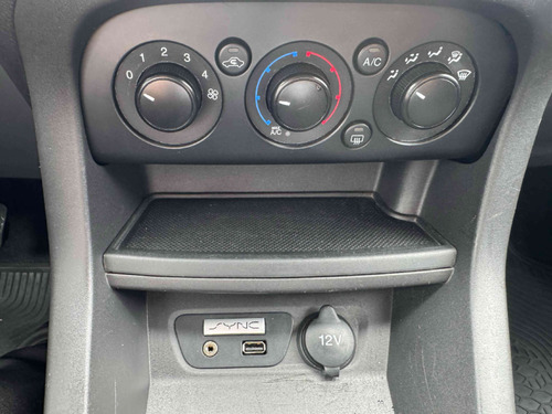 Ford Ka 1.0 TI-VCT FLEX SE MANUAL