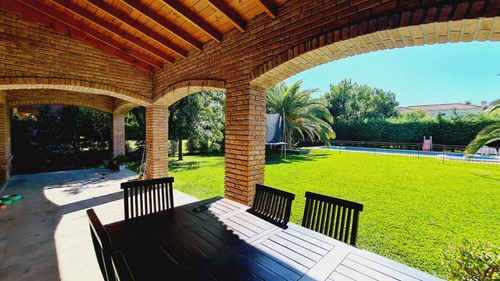 Imagen 23 de 27 de Casa En Venta En Villa Olivos