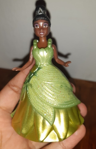 Muñeca Tiana La Princesa Y El Sapo Con Vestido De Clip