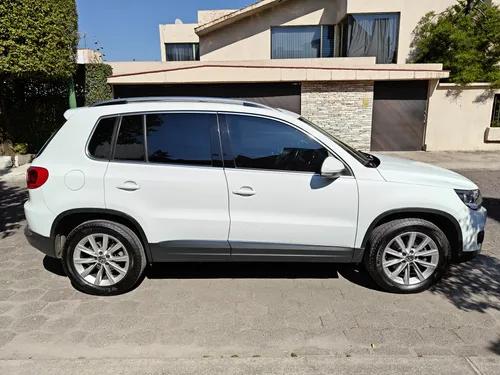 Volkswagen Tiguan 2.0 Track&fun Nave Piel At
