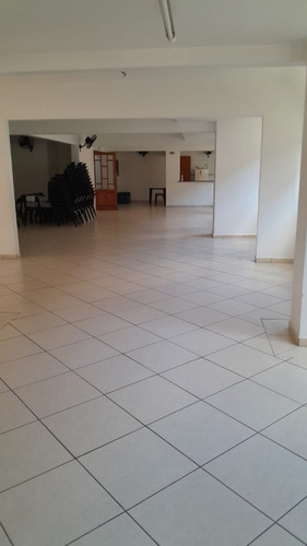 Apartamento Com 2 Quartos +dp E Garagem Fechada.