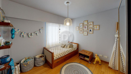 Departamento En Venta, 4 Ambientes, Con Cochera Y Baulera. Vicente López, Sobre Avenida Libertador.
