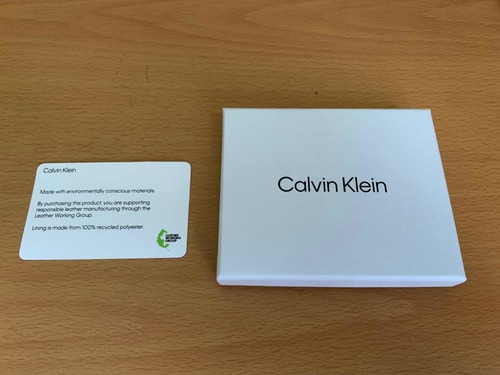 Caja Billetera Calvin Klein (Usado)