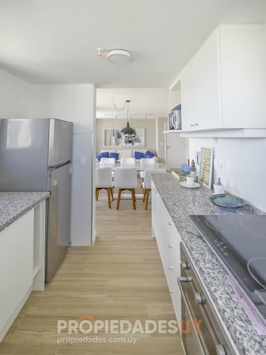 Imagen 8 de 21 de A Estrenar - 2 Dorm. 2 Baños - Vista Al Mar - Punta Del Este Brava