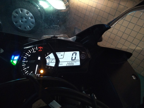 Imagem 6 de 8 de Yamaha Yzr R3