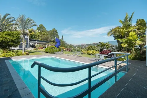 Hermosa Casa !!! 23-26134