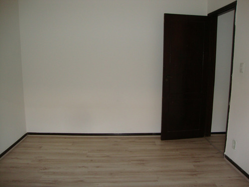 Imagem 16 de 21 de Casa À Venda E Locação, 4qts, Sala, Sala De Jantar, Cozinha. Jd. Quebec, Londrina, Pr - Pr - Ca1326_gprdo