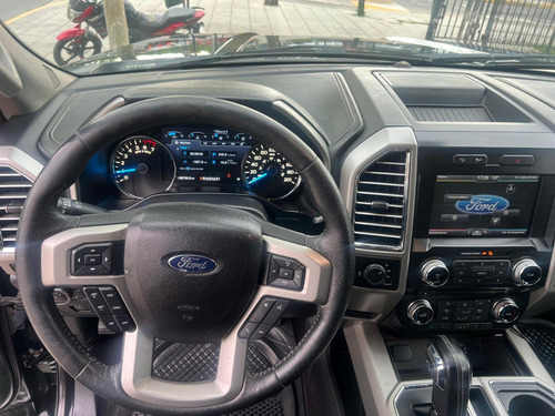 Ford F-150 5.0 Lariat Luxury DCAB 4WD Auto