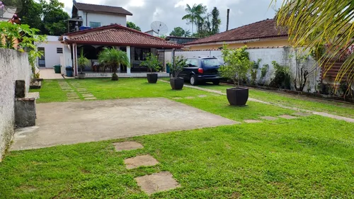 Ótima Casa À 800 Metros Da Praia