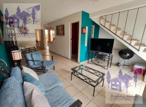 Imagen 3 de 14 de Venta De Casa En Rinconada Xochitepec Morelos.