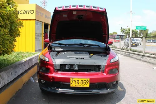 Jeep Cherokee 3.2 Longitude 4x4