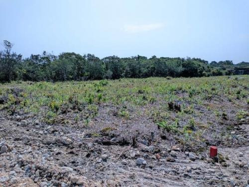 Imagem 1 de 3 de Terreno Na Praia Por Apenas 3 Mil De Entrada + 120x R$449,00