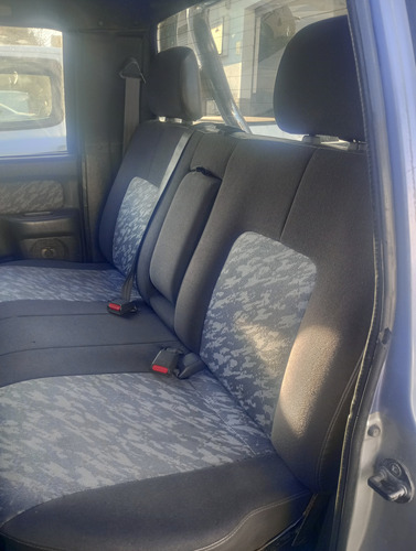 Mitsubishi L200 2.5 D/cab 4x4