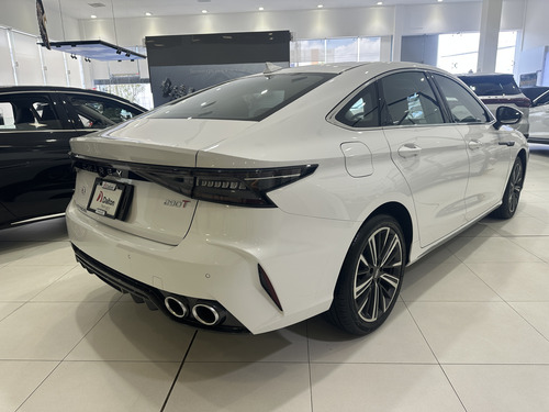 Chirey Arrizo 8 1.6 Luxury Dct7