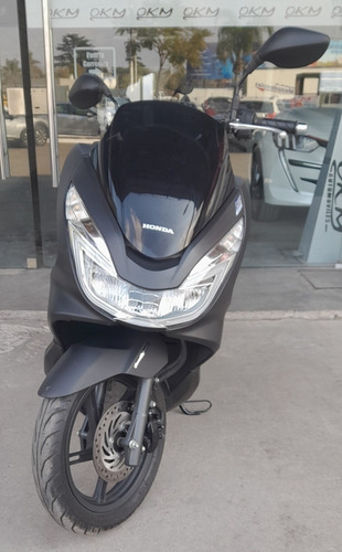 Imagen 2 de 8 de Honda Pcx 150 Muy Poco Uso
