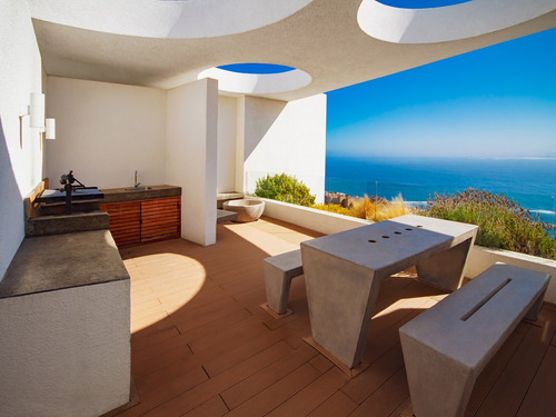Amplio, 2 D, 94 M2 Con Vista A La Bahía De Concón