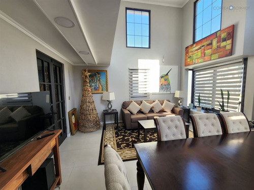 Casa En Venta 4 Dorm. Condominio Cerrado En Machalí