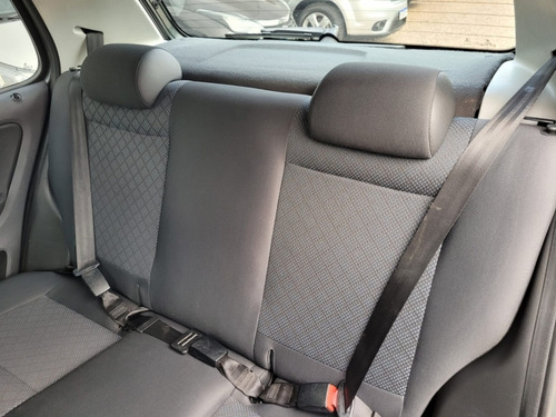 Volkswagen Fox 1.0 MI 8V FLEX 4P MANUAL