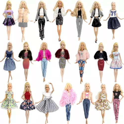 Roupas: 10 Roupas P/ Barbie + 10 Pares De Sapatos Pés Reto