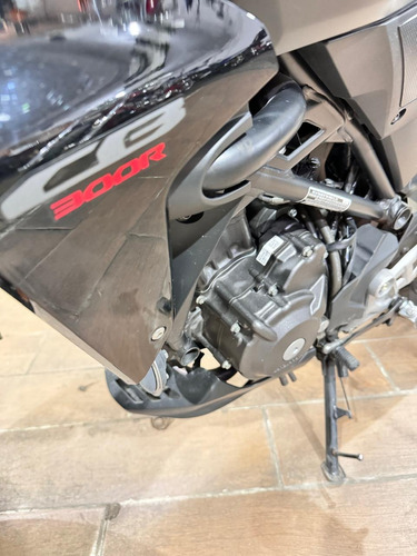 Honda Cb300 Abs, Prácticamente Nueva, 5800 Millas Originales