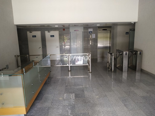 Venta De Oficina En El Edificio Tecnoavila, Boleíta Norte 344m2
