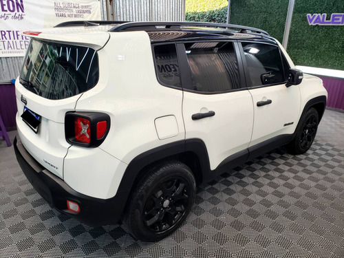 Imagen 8 de 16 de Jeep Renegade 2019 1.8 Sport