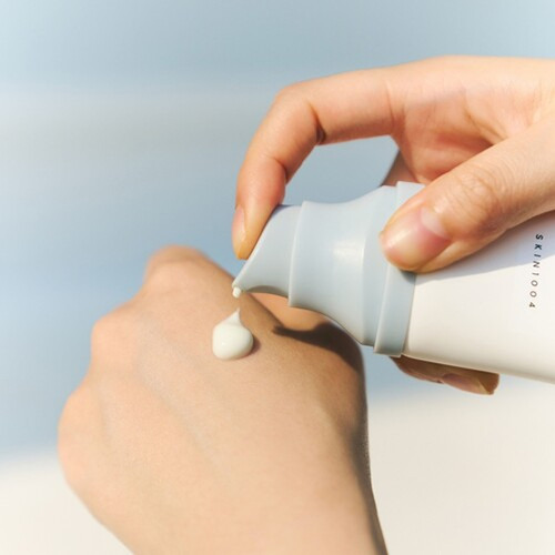 Skin1004 Hyalu-cica Water-fit Sun Serum Spf50+ Pa++++ 100 Ml