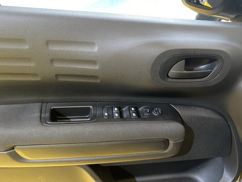 Imagen 12 de 20 de Citroen C4 Cactus Feel