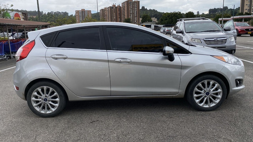 Imagen 8 de 21 de Ford Fiesta 1.6