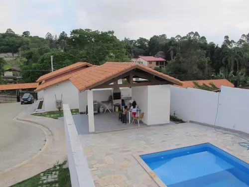 Casa Nova Com 1 Suíte Térrea, Sem Uso Lugar Com Muito Verde, Ótima Localização.