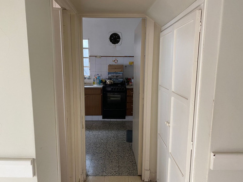 Chalet 4 Ambientes+ Dcia, Ideal Profesional O Vivienda A Mts De Plaza Del Agua.