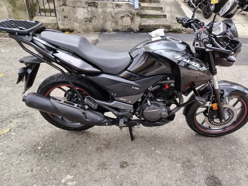 Moto En Excelentes Condiciones, Segundo Dueño.