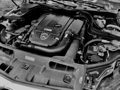 2012 Mercedes-benz C 200 1.8 C 200 Blue Effiency Avantgarde