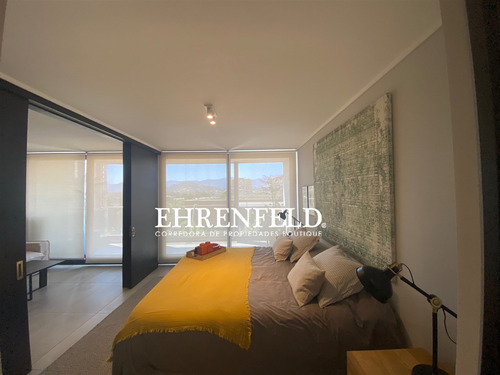 Departamento En Venta De 2 Dorm. En Las Condes
