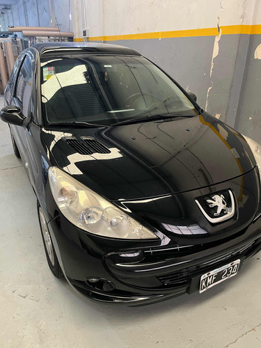 Peugeot 207 1.6 Xt