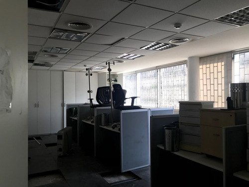 Edificio Comercial - Martinez