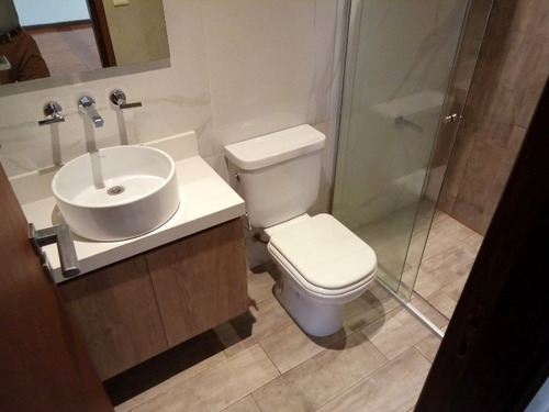 Imagen 6 de 14 de Casa 4 Ambientes Con Patio Excelente Estado.