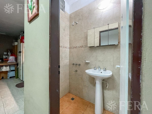 Imagen 6 de 25 de Venta Departamento Tipo Triplex De 4 Ambientes Con Patio Con Parrilla En Sarandí (30746)