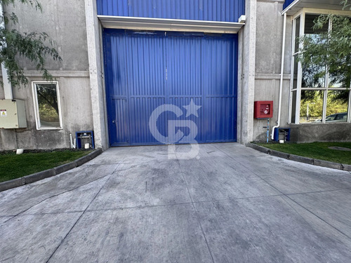 Bodega 1.000 M² Quilicura | San Ignacio, Seguridad 24/7