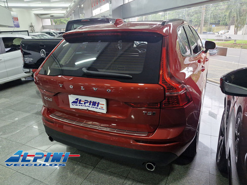 Volvo XC60 T5 MOMENTUM AWD GEARTRONIC