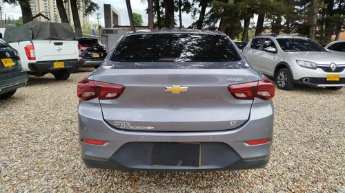 Chevrolet Onix LT