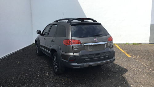 Imagen 10 de 15 de Fiat Palio 5 Puertas