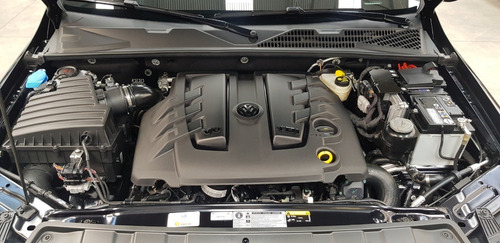 Imagen 14 de 25 de Volkswagen Amarok Black Style