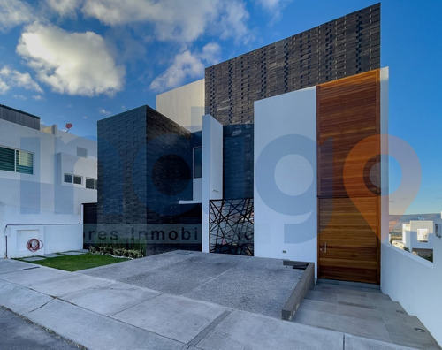 Imagen 2 de 30 de Casa En Venta En Zibata En Condominio Acacia Con Espectacula
