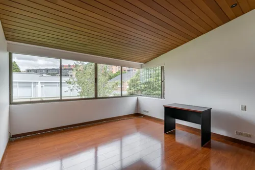 Casa En Arriendo/venta En Santa Barbara Alta. Cod A19949