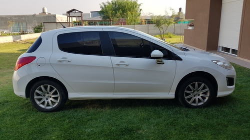 Peugeot 308 1.6 Active 2015