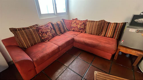 Remato Sala Muy Comoda Naranja Oscuro (Usado)